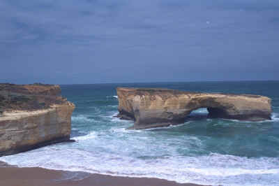 IMG0040a_small.jpg (77574 bytes)