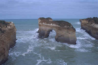 IMG0043a_small.jpg (88137 bytes)
